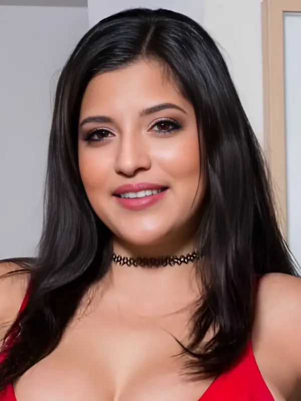 Gabriela Lopez (Actor) Ethnicity, Short Biography, Age, Family, Wiki & More